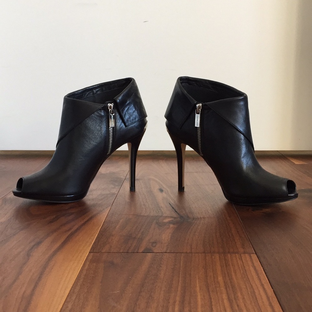 NEW - Michael Kors Kendra Open Toe Leather Booties